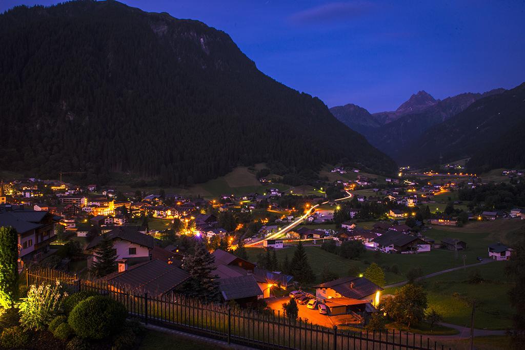 Alpenpension Maderer Gaschurn Esterno foto