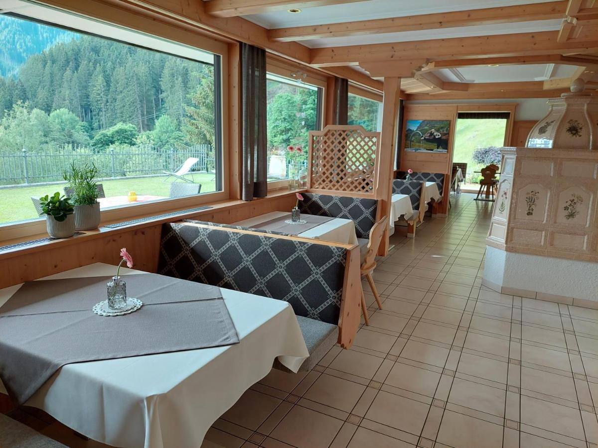 Alpenpension Maderer Gaschurn Esterno foto
