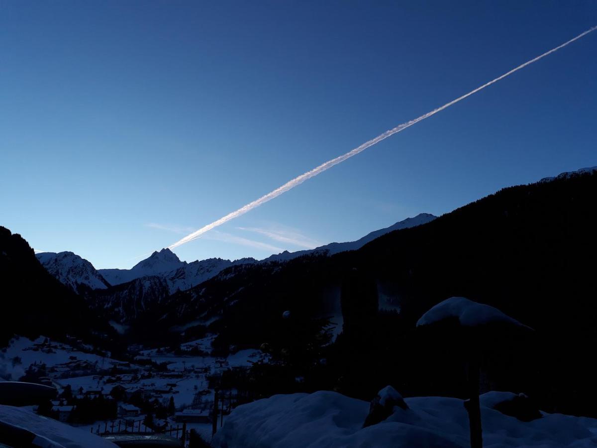 Alpenpension Maderer Gaschurn Esterno foto